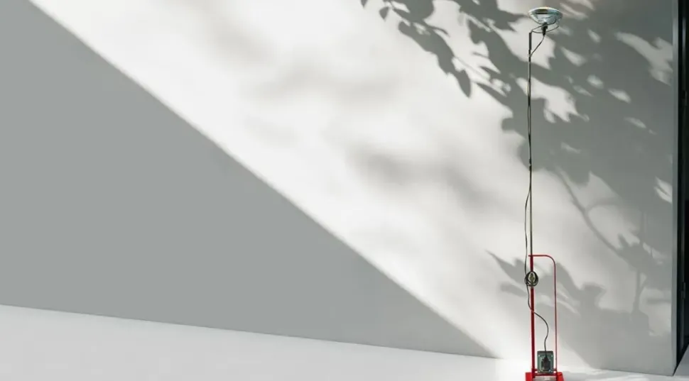 Da terra Toio led Flos a prezzo Outlet