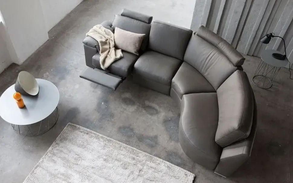 Divano a 3 posti modello Charles di Doimo salotti a prezzo riservato