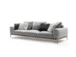 Divano a 4 posti modello Gregory di Flexform a prezzo riservato