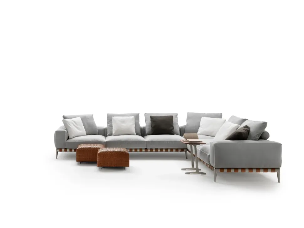 Divano a 4 posti modello Gregory di Flexform a prezzo riservato