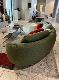 Divano Amalfi tessuto in poliuretano Nicoline a prezzo Outlet