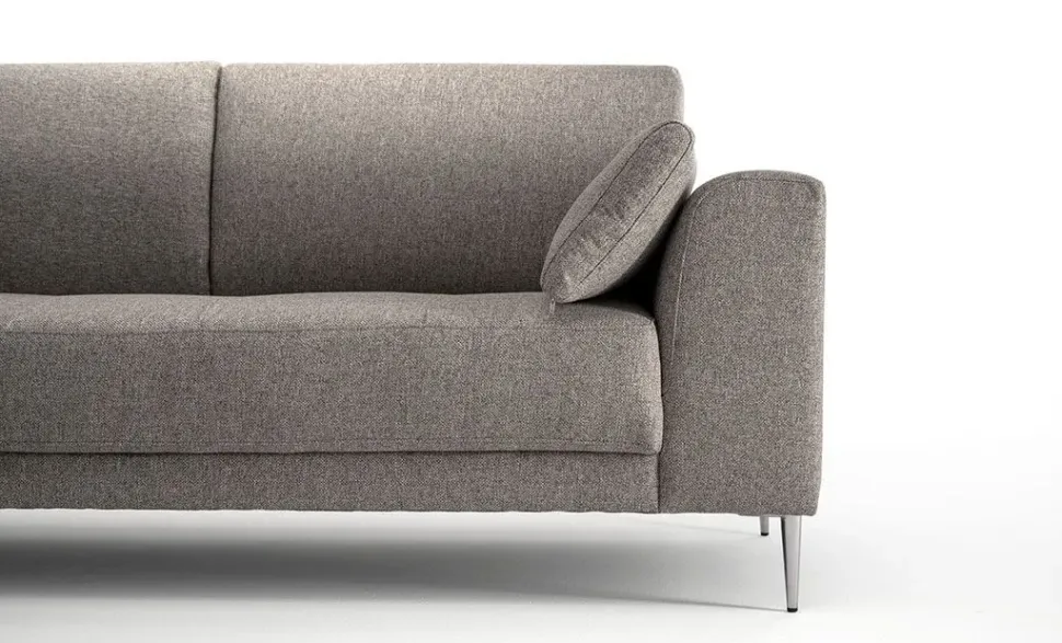 Divano Amanda promo Artigianale in Tessuto a 700€