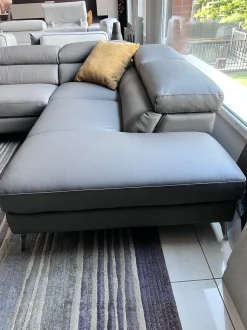 Divano angolare in Pelle Artigianale a prezzo scontato