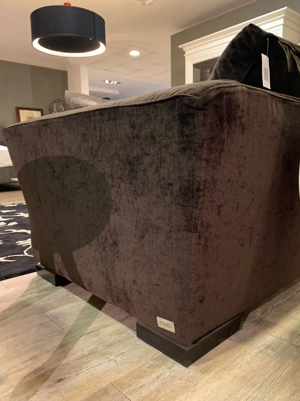 Divano angolare in Tessuto Fendi casa a prezzo ribassato