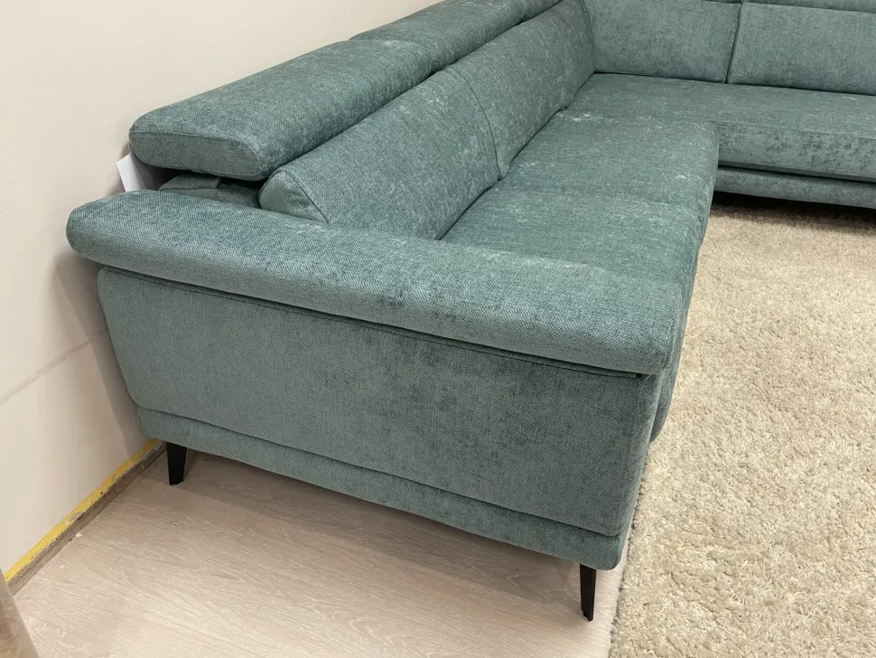Divano Angolare modello Mod norton di Le comfort a prezzi outlet