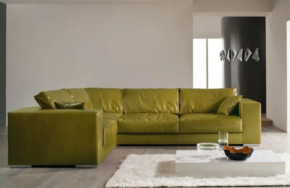 Divano angolare pelle in misto piuma Md work a prezzo scontato