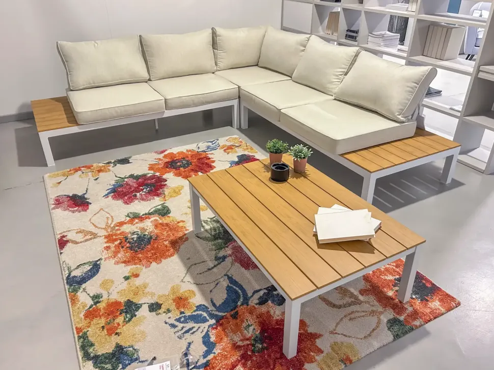 Divano Angolare Set salotto divano e tavolino Bizzotto in Offerta Outlet a 1364 Euro