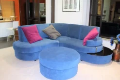 Divano Angolare Virgola_completo_di_pouff Artigianale a 2268€