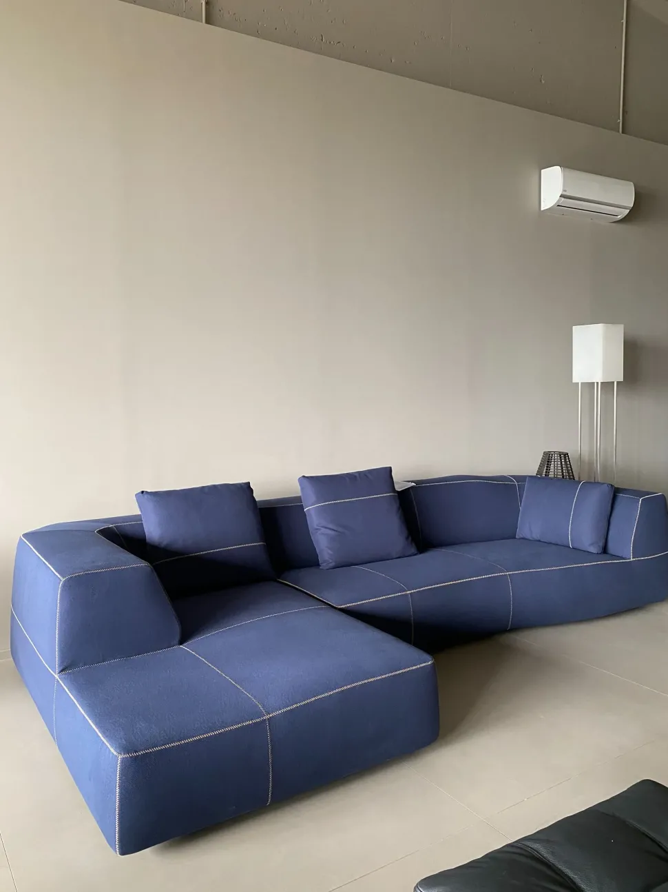 Divano Bend B&B Italia a prezzo vantaggioso.