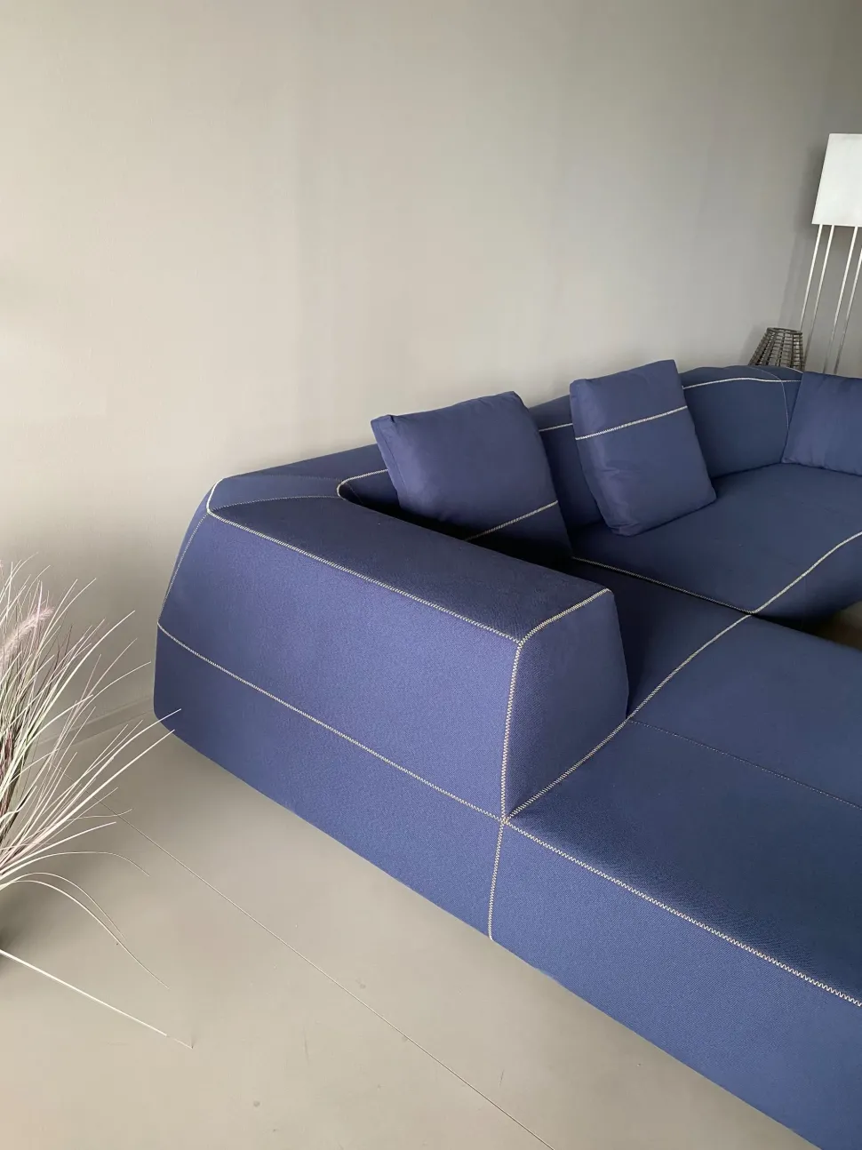 Divano Bend B&B Italia a prezzo vantaggioso.