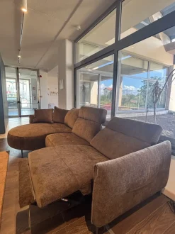 Divano Bosè di Franco ferri in stile design a prezzo scontato