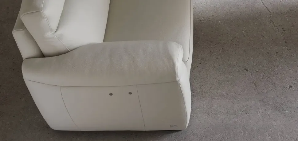 Divano Charles in Pelle Doimo salotti a prezzo scontato