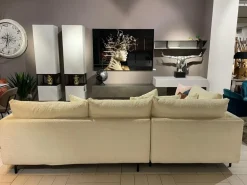 Divano Clark Collezione esclusiva a PREZZO OUTLET scontato del 50%