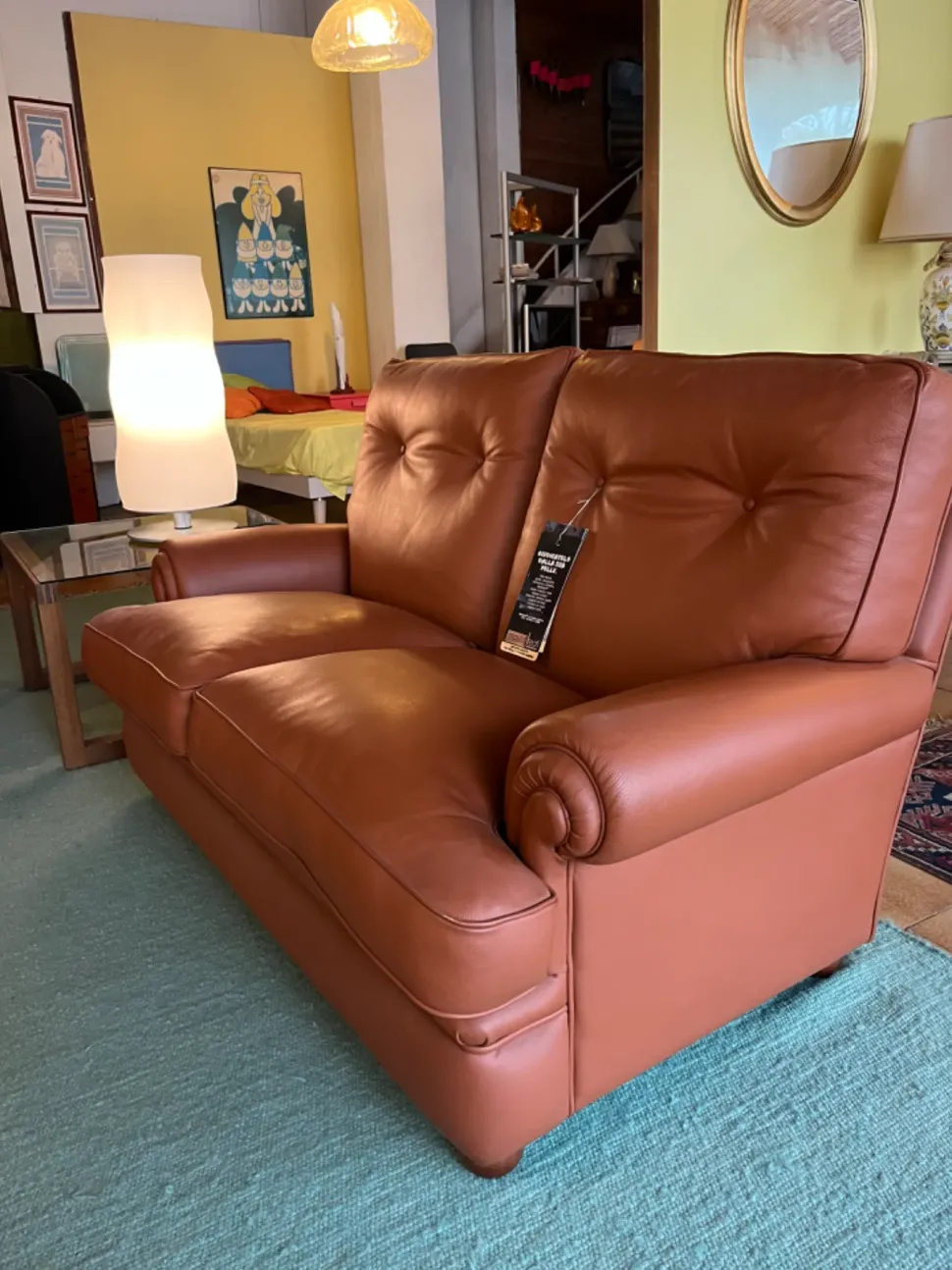 Divano classico pelle Etruria di Artigianale con sconto del - 61%