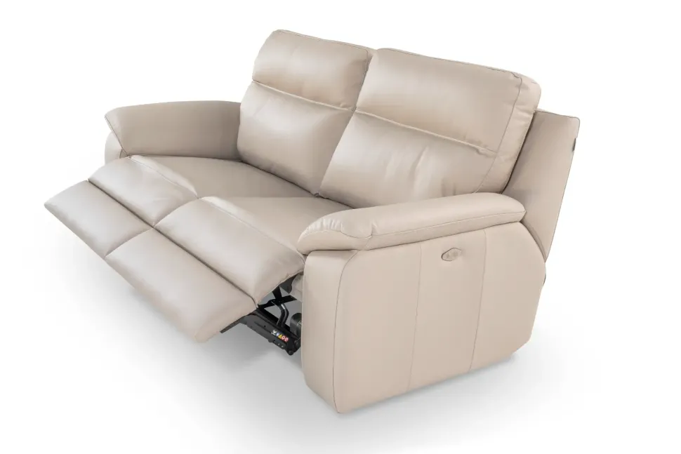 Divano classico pelle Mara di Artigianale con sconto del - 50%