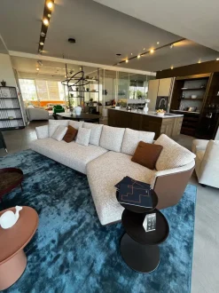 Divano Cleo Molteni & c: con uno SCONTO ESCLUSIVO del 25%