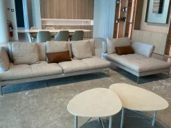 Divano Con penisola Aliante di Bonaldo a prezzo ribassato