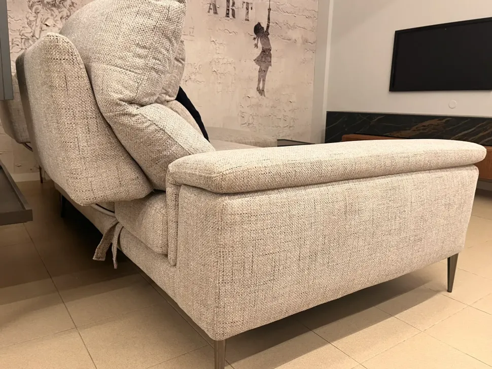 Divano Con penisola Astor Samoa ad un prezzo conveniente