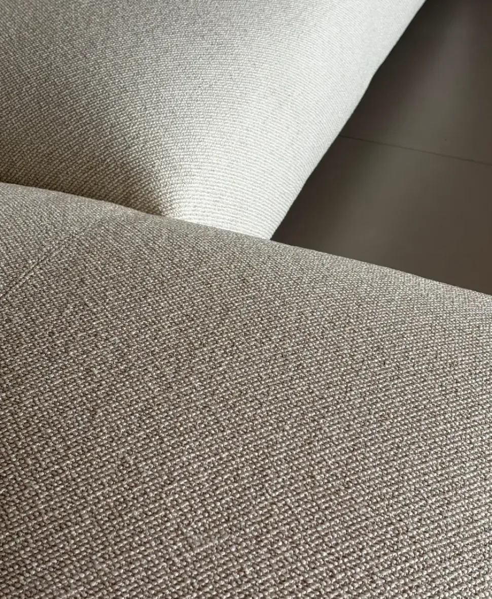 Divano Con penisola Atlantis Ditre italia in Offerta Outlet a 5330 Euro