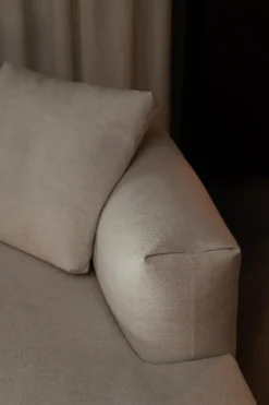 Divano Con penisola Dambodue B&b italia ad un prezzo conveniente