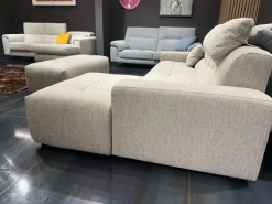 Divano Con penisola Mattia di Le comfort a prezzo scontato