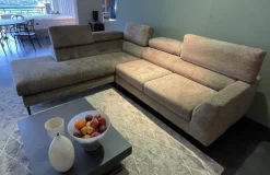 Divano Con penisola modello Divano penisola piede alto di Zr in offerta