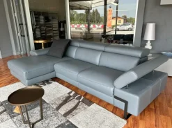 Divano con penisola pelle in poliuretano  Doc in Offerta Outlet