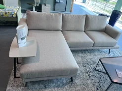 Divano con penisola Philip.77 Doimo salotti in OFFERTA - 21%