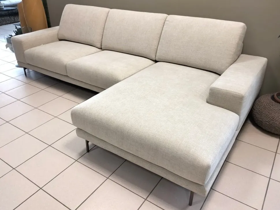 Divano con penisola Platz Rizzetto in Tessuto a 2550€