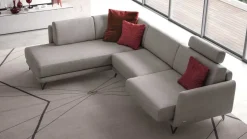 Divano da 5 posti modello Bristol di Doimo salotti scontato