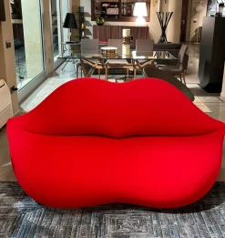 Divano da 3 posti modello Gufram bocca limited di Gufram scontato