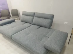 Divano da 3 posti modello Divano toby wing calia spedibile di Calia scontato