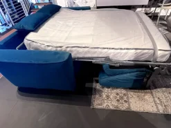 Divano da 3 posti modello Aosta di Artigianale scontato