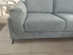 Divano da 3 posti modello Axel di Biel scontato