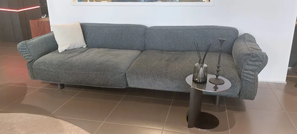 Divano da 3 posti modello Close to me di Arketipo scontato