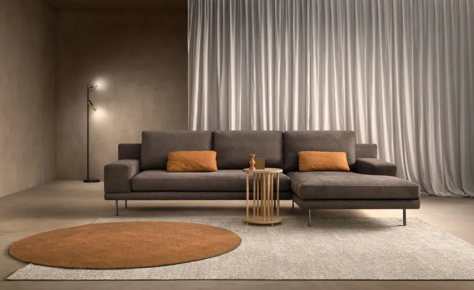 Divano da 4 posti modello Wise di Samoa scontato