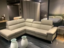 Divano da 5 posti modello Megan di Nicoletti home scontato