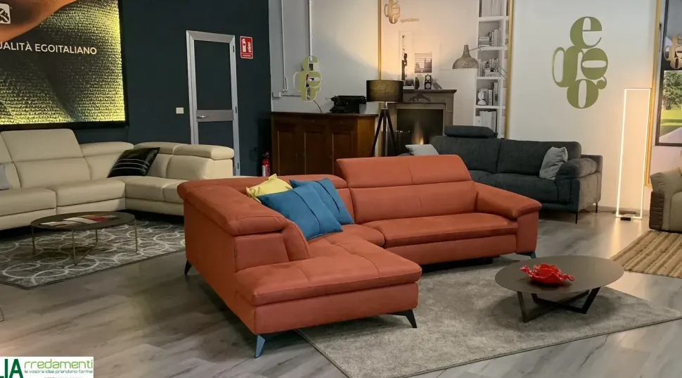 Divano da 5 posti modello Martine di Egoitaliano scontato