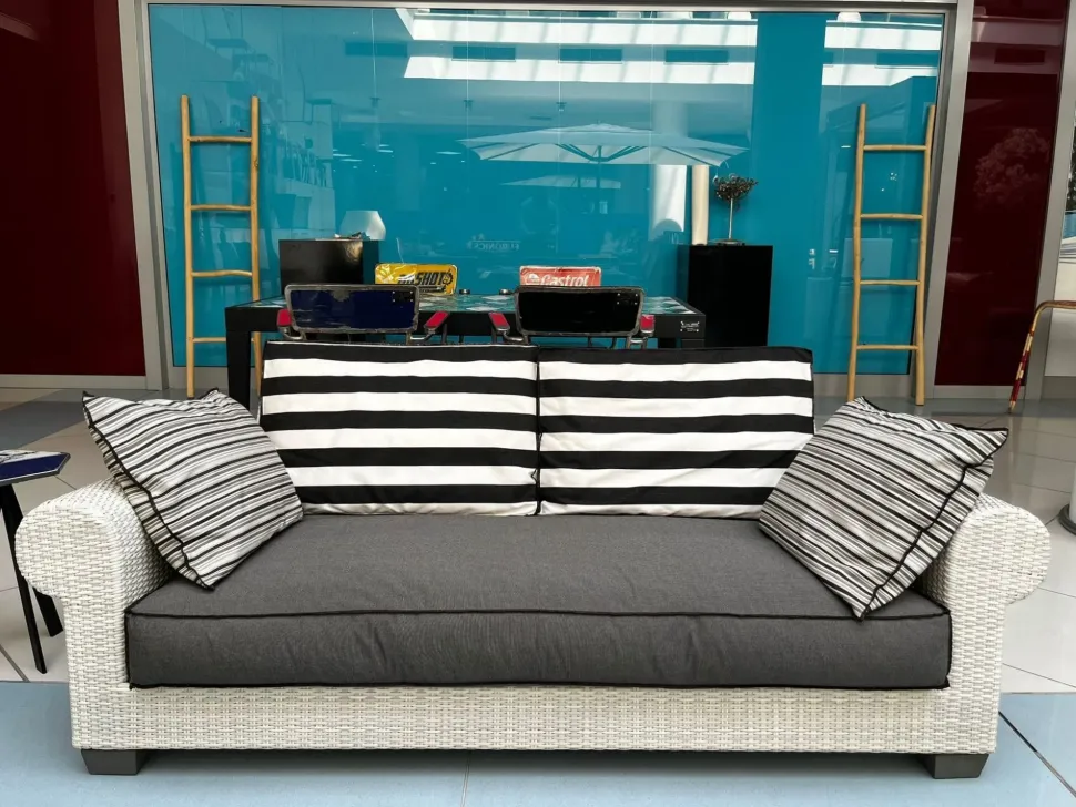 Divano da giardino Inout Gervasoni in offerta. Acquista ora!