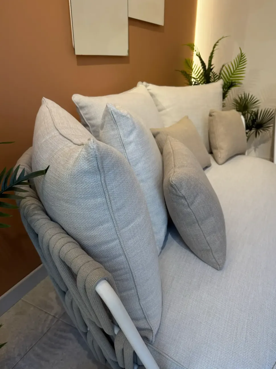 Divano da giardino Swipe sofa a marchio Talenti a prezzo scontato