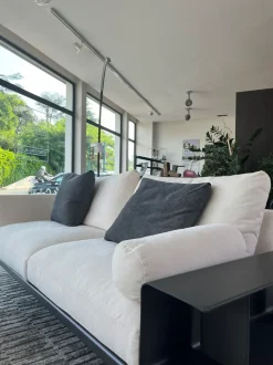 Divano design modello Divano maximillian bonaldo scontato