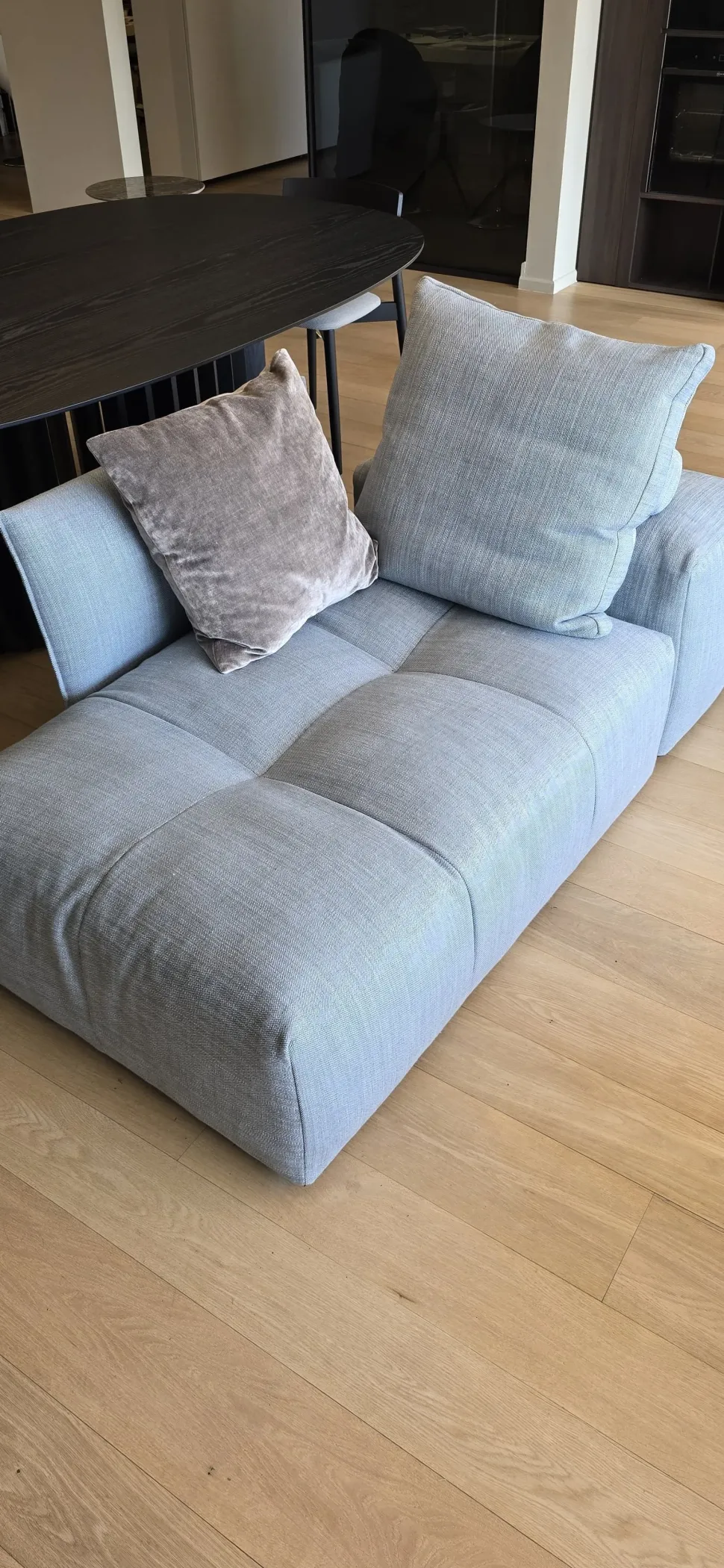 Divano design tessuto Pixel di Saba con sconto del - 40%