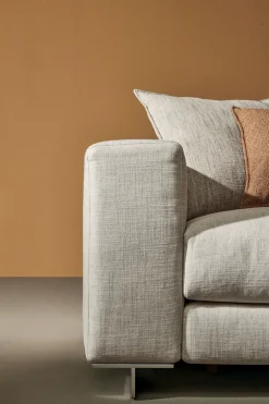 Divano design tessuto T time di Twils con sconto del - 30%