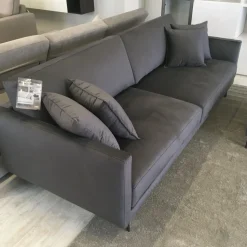 Divano Divano componibile doimo salotti mod. bart a prezzo outlet Doimo salotti: con uno SCONTO ESCLUSIVO del 30%