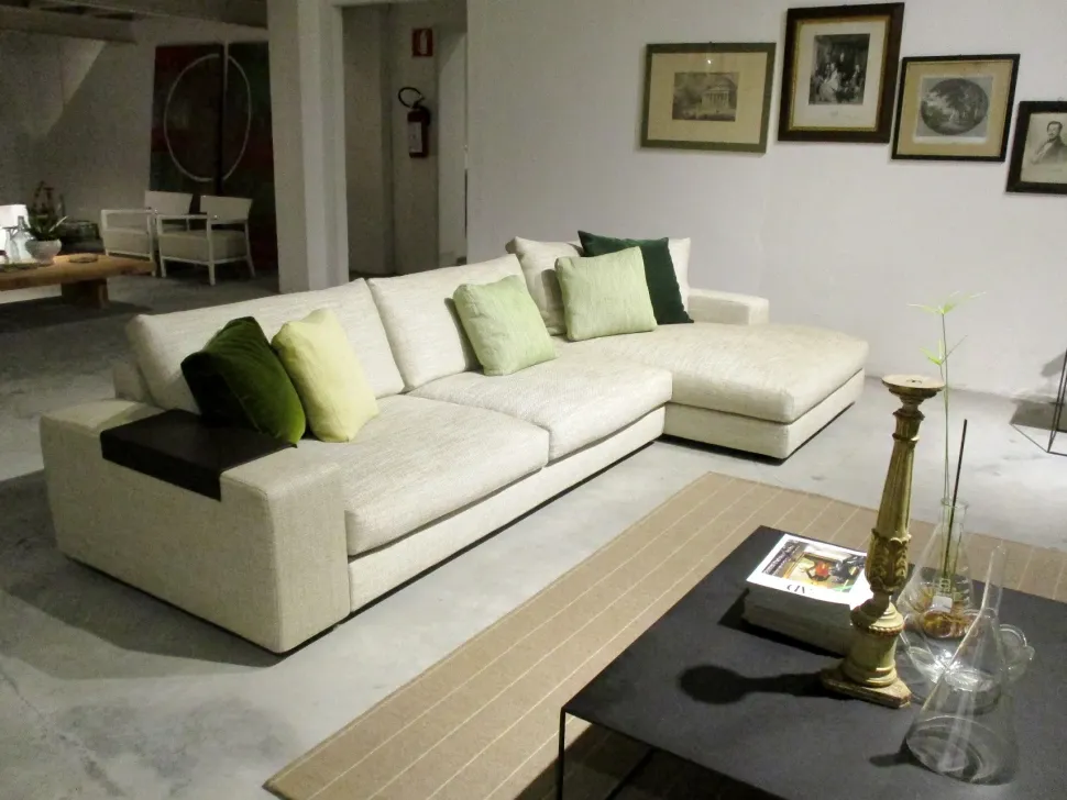 Divano Divano con penisola holden Verzelloni: con uno SCONTO ESCLUSIVO del 29%