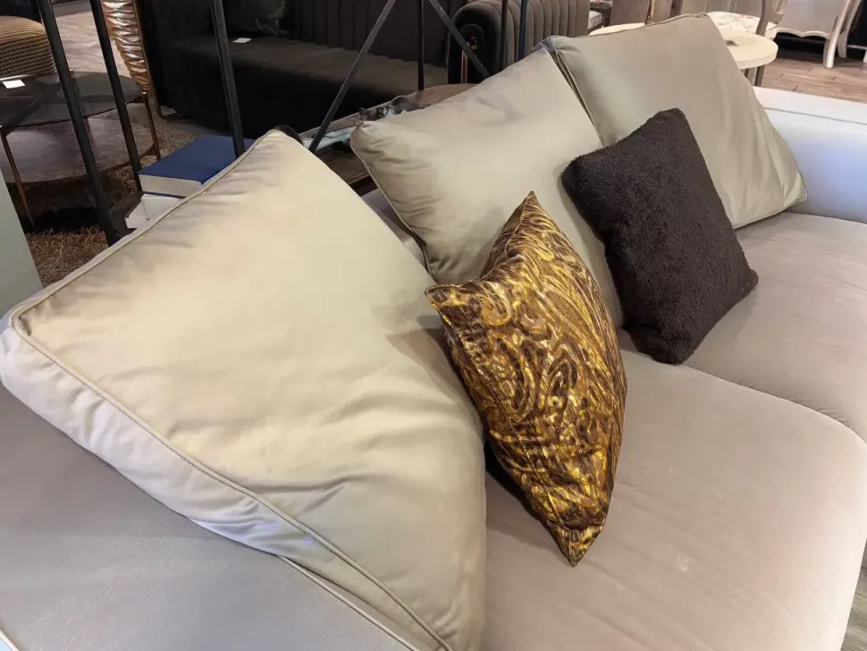 Divano Divano fendi ecopelle in poliuretano Fendi casa in Offerta Outlet