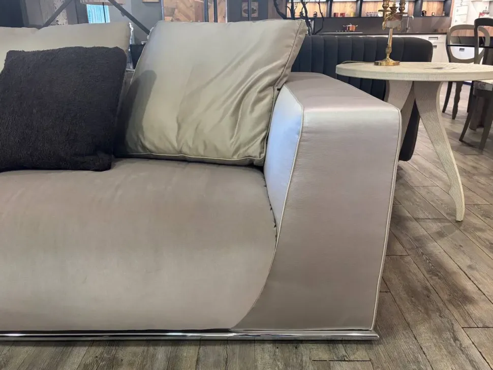 Divano Divano fendi ecopelle in poliuretano Fendi casa in Offerta Outlet