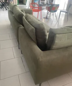 Divano Divano mod italia in nabuko anti macchia  Md work a PREZZO OUTLET scontato del 52%