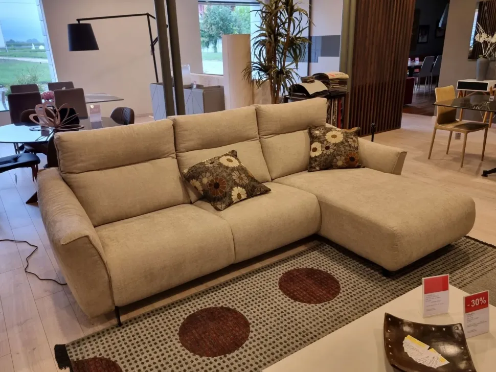 Divano Divano rosini modello madrid in Tessuto sfoderabile di Rosini scontato 40%