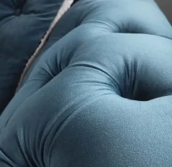 Divano Divano velluto completo di cuscineria vari colori  in Tessuto non sfoderabile  di Md work scontato 45%